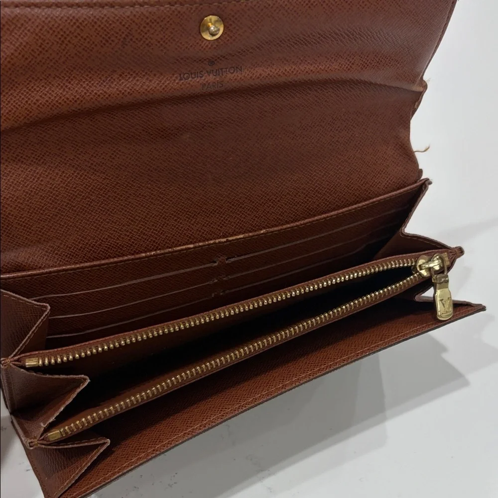 Louis Vuitton Portefeuille Sarah Monogram Long Wallet - Picture 11 of 14